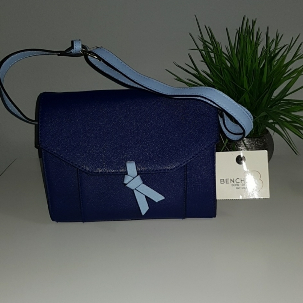Bench Blue Shoulder Bag New! - Picture 5 of 5